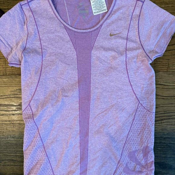 Nike Athletic Tops Bundle - Picture 9 of 10